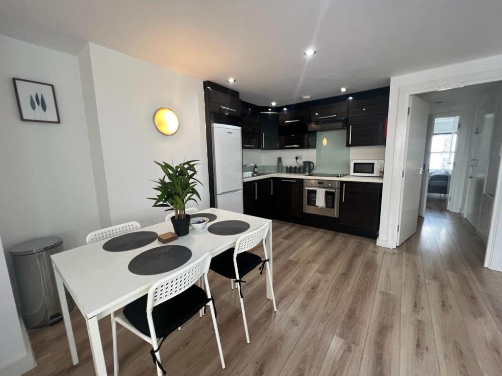 Full Apartment! Brick Lane! Лондон Екстериор снимка