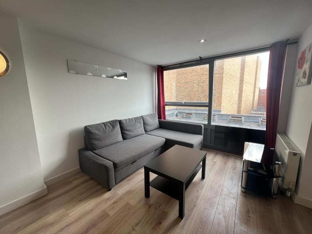 Full Apartment! Brick Lane! Лондон Екстериор снимка
