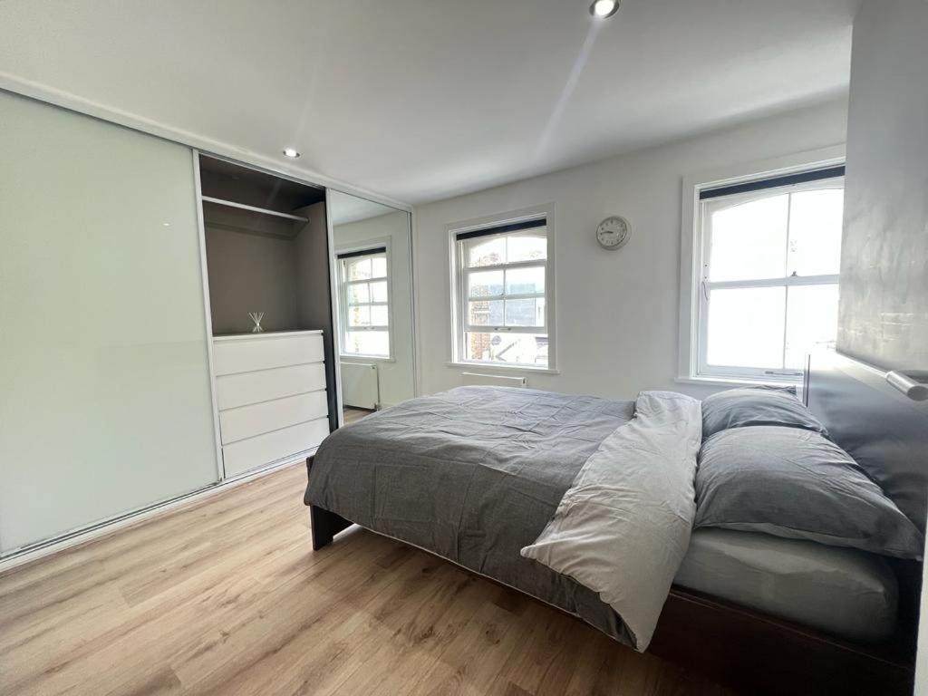 Full Apartment! Brick Lane! Лондон Екстериор снимка